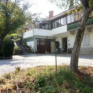 Bari Buzet